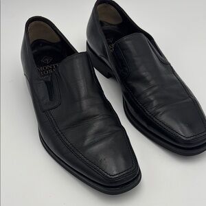 Monte Rosso‎ Men's Classic Black Slip-On Loafers